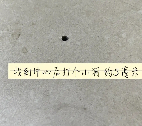 文水瓷砖空鼓维修公司专业解答在瓷砖铺贴过程中，如果砂料搅拌不均匀，将会带来以下问题
